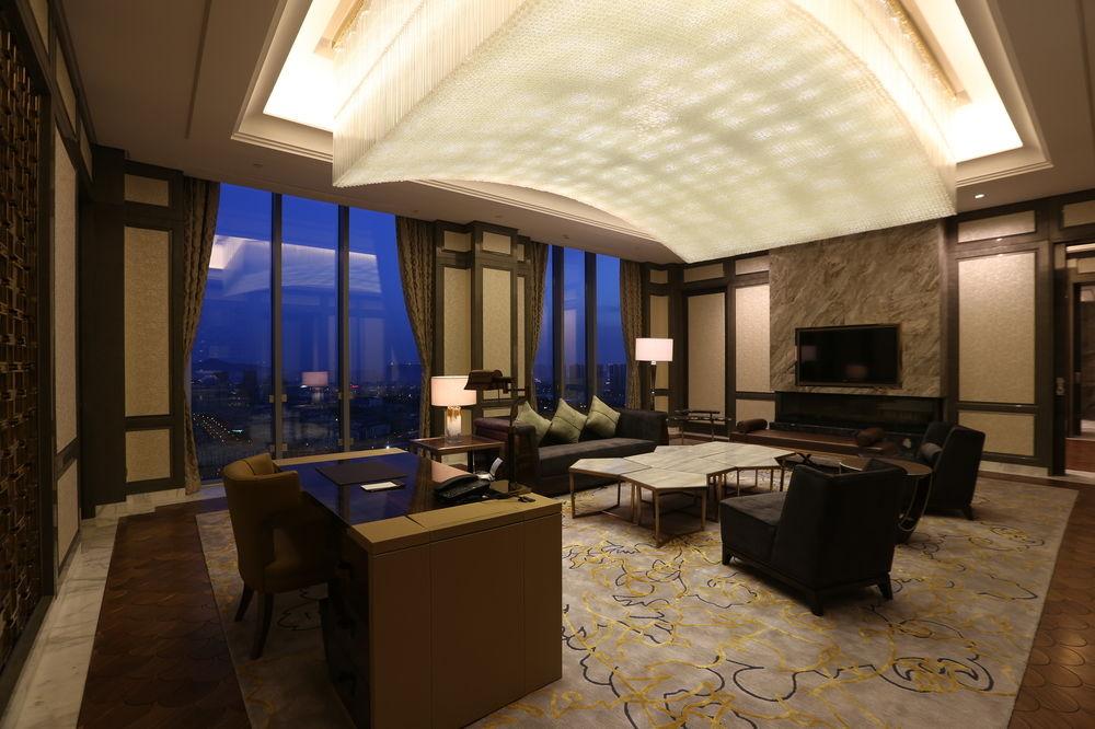 Sheraton Qingdao Licang Hotel Εξωτερικό φωτογραφία