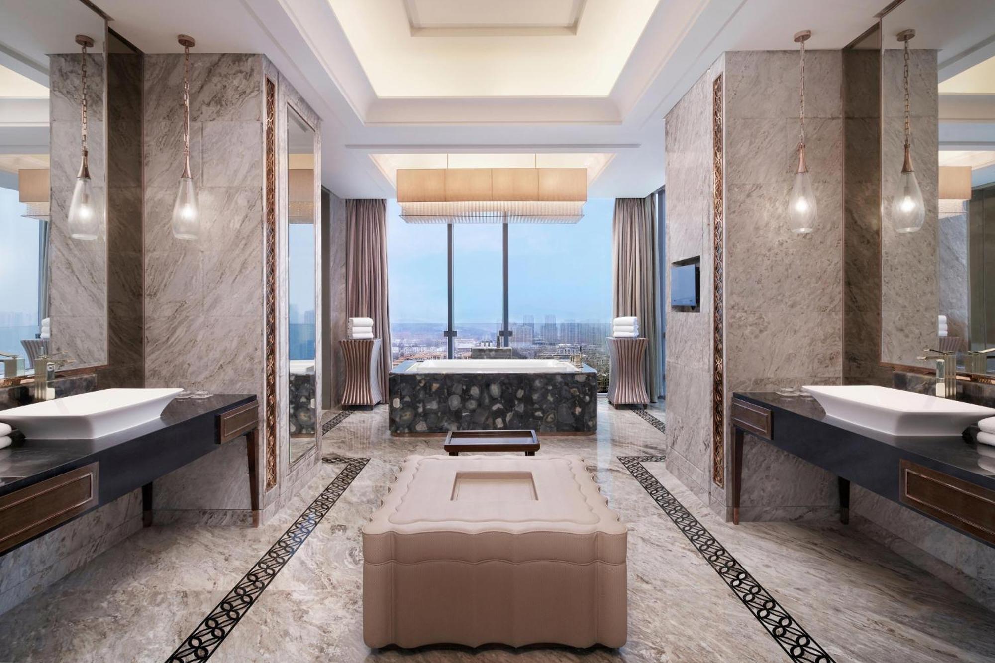 Sheraton Qingdao Licang Hotel Εξωτερικό φωτογραφία