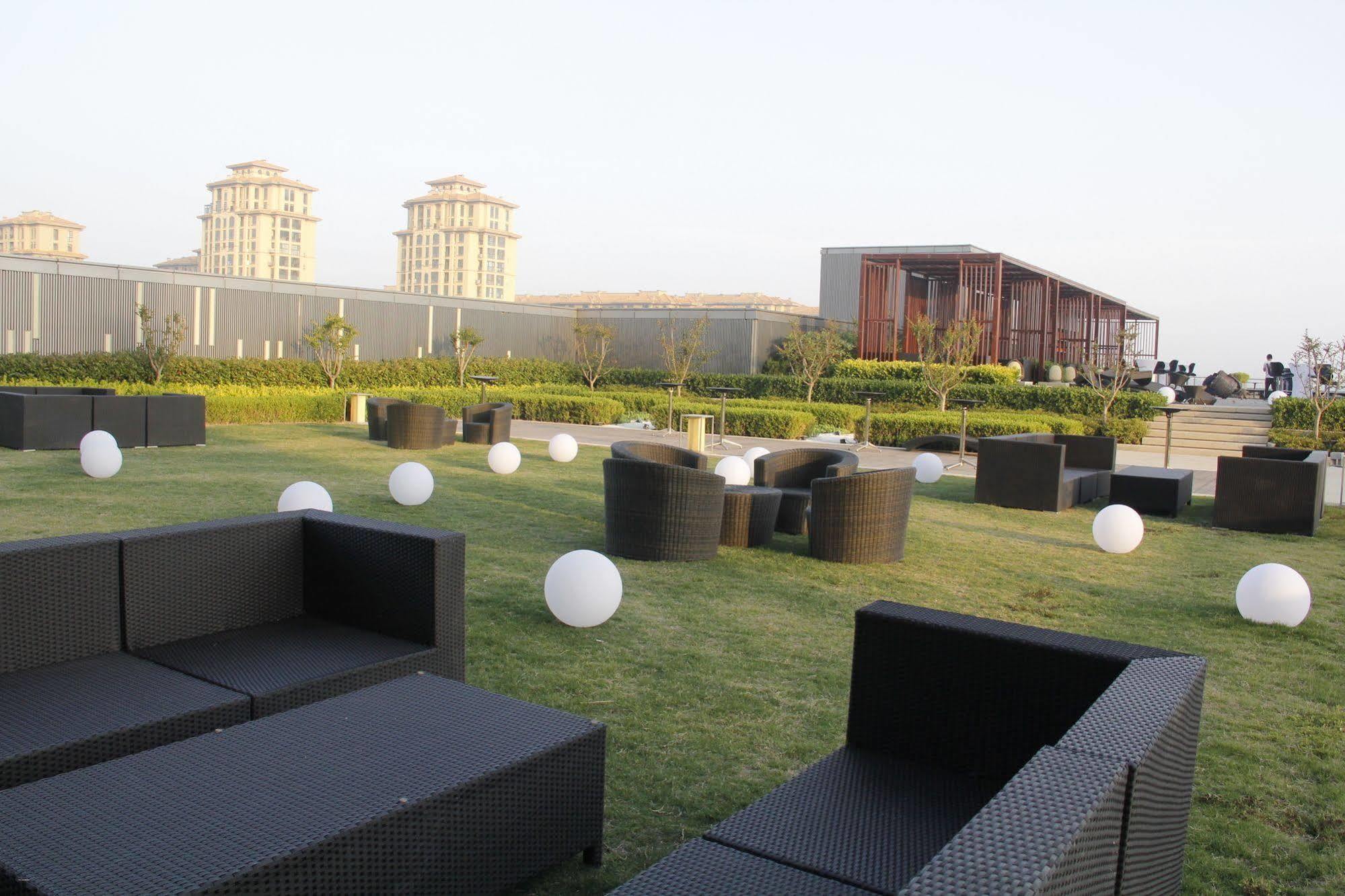 Sheraton Qingdao Licang Hotel Εξωτερικό φωτογραφία